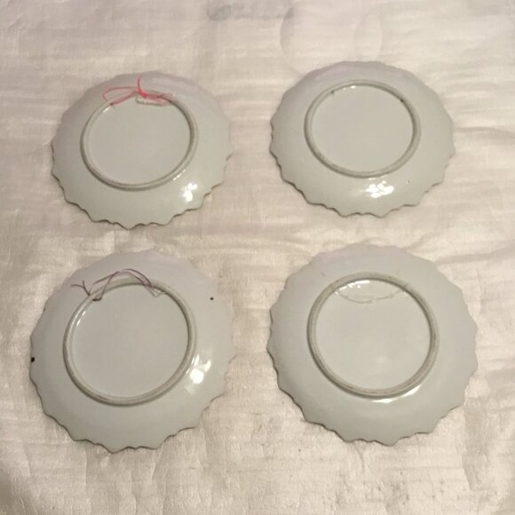 Vintage set of 4 Currier & Ives gold rimmed porcelain plates - Picture 7 of 7